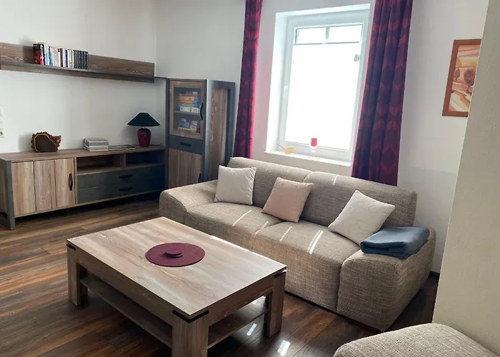 Moderne Ferienwohnung Mit Kamin U Garten Im Eg 100Qm Naehe Weser Und Golfplatz
