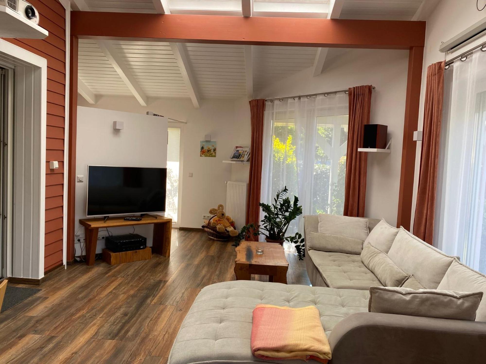 Moderne Mit Kamin U Garten Im Eg 100qm Naehe Weser Und Golfplatz Achim